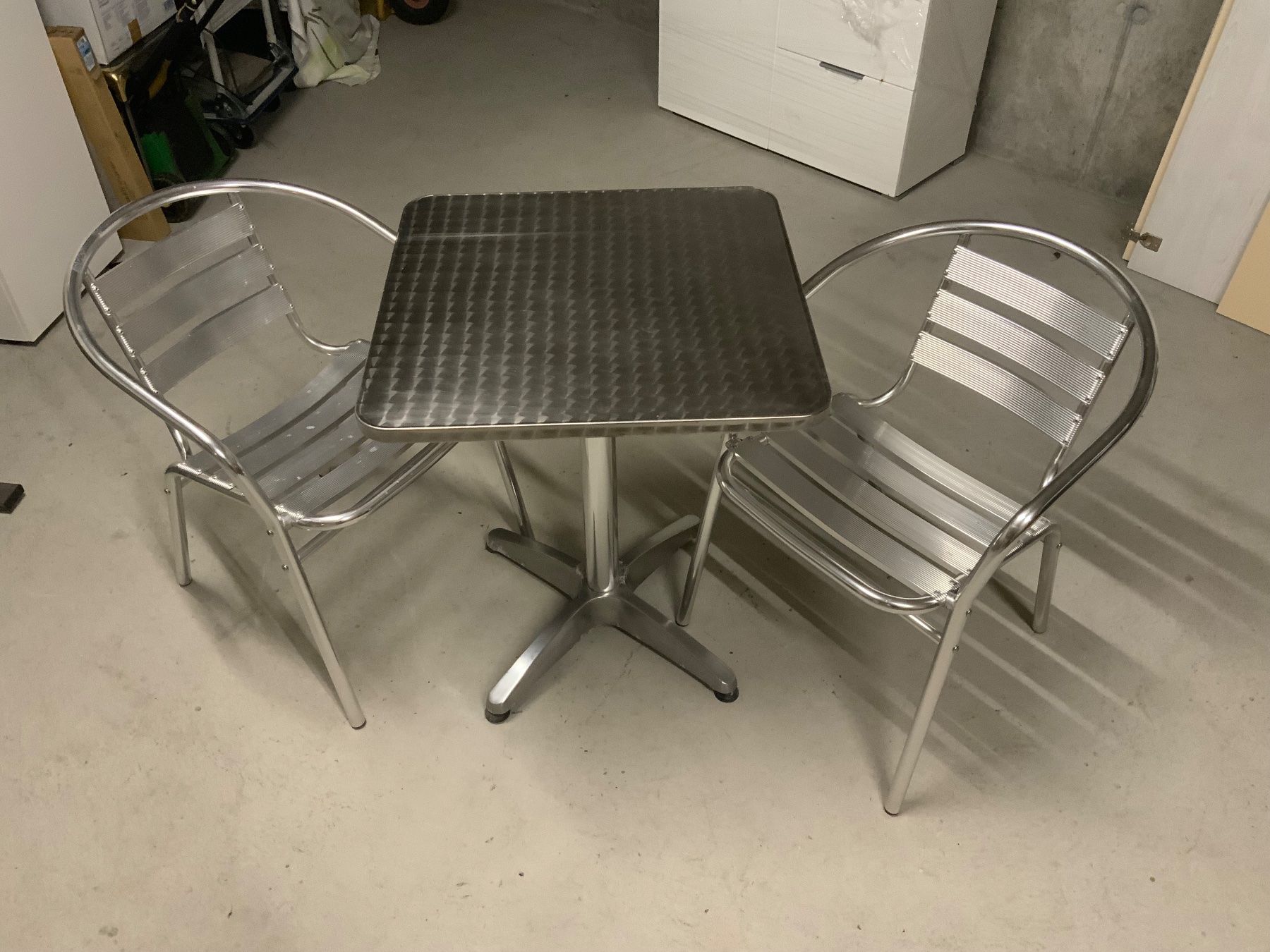 Tischset: Gartentisch mit 2 Stühlen Aluminium Set gebraucht – Gebraucht aus Thun von LGBgartenbahn