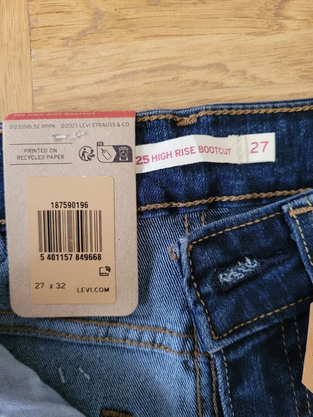 Levi's Jeans: Levi's high-rise bootcut - 27x32 – Nuovo e nell'imballaggio originale da Frick venduto da Spain_3 1
