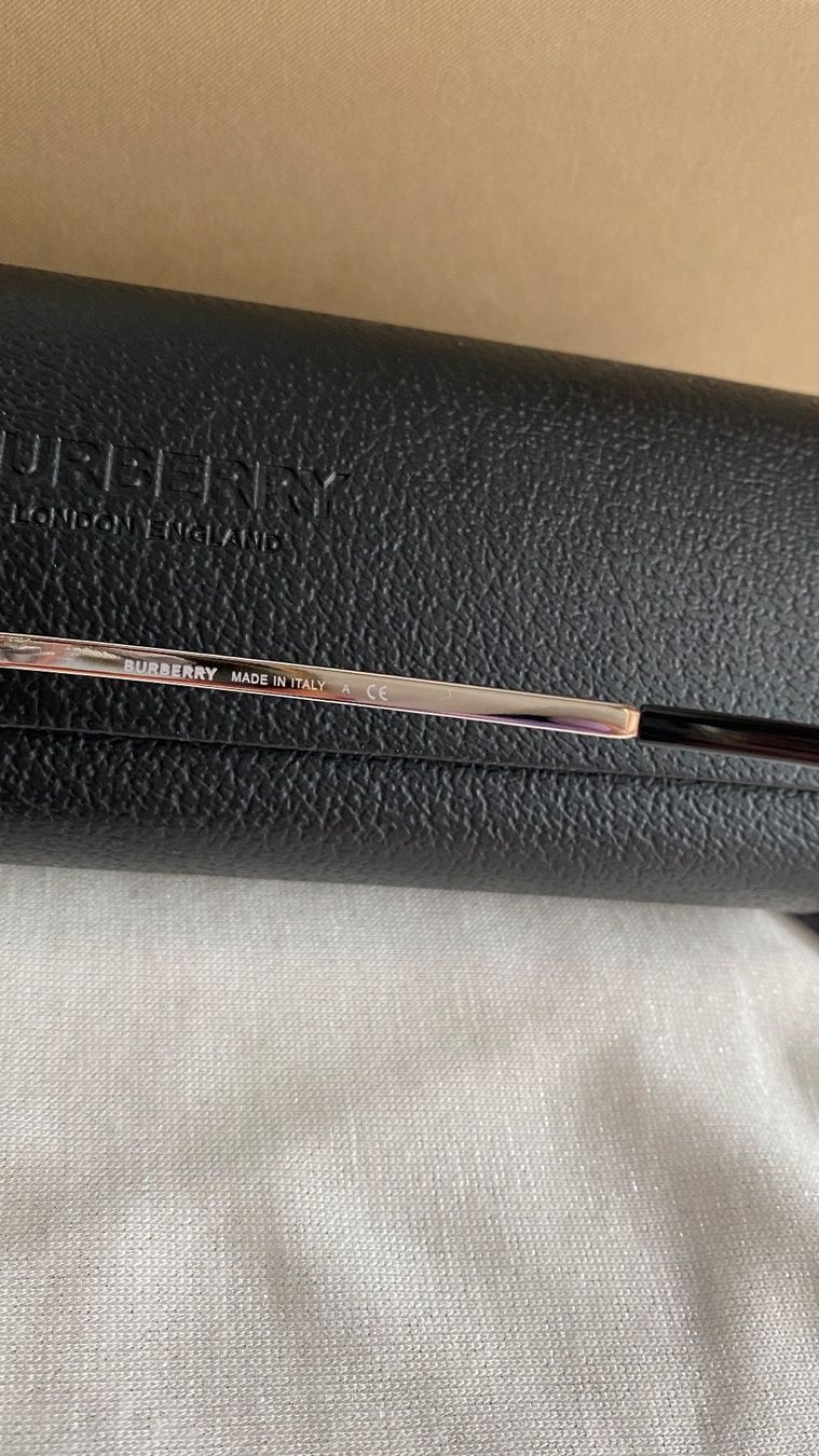 Burberry Occhiali & Lenti: Burberry Sonnenbrille – Nuovo e nell'imballaggio originale da Schaan venduto da MivrSh 7