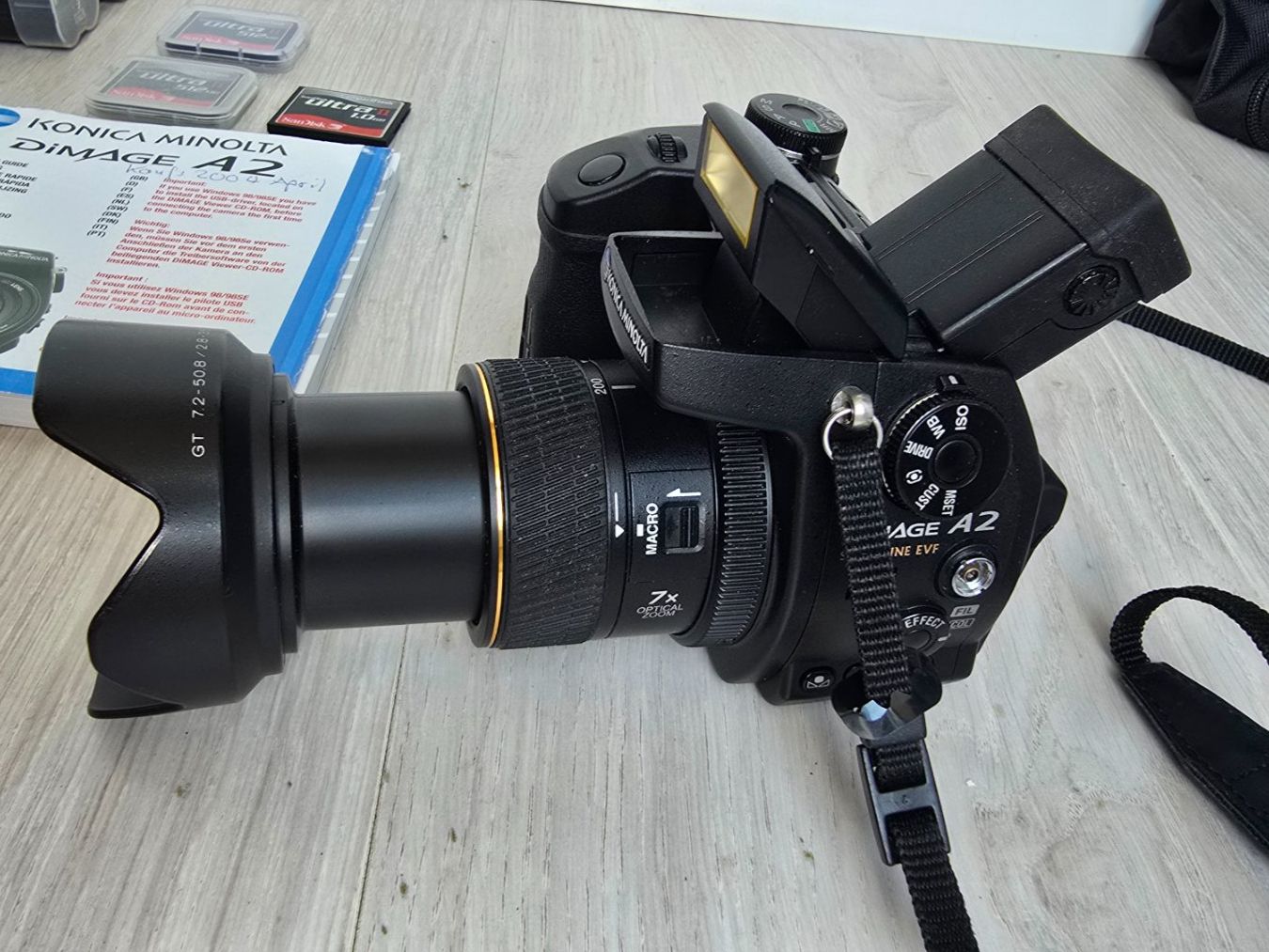 Konica Fotocamera: Digitalkamera Konica Monolta Dimage A2 m. Superzoom 28-200mm – Usato da Buchs ZH venduto da Reto_981 2