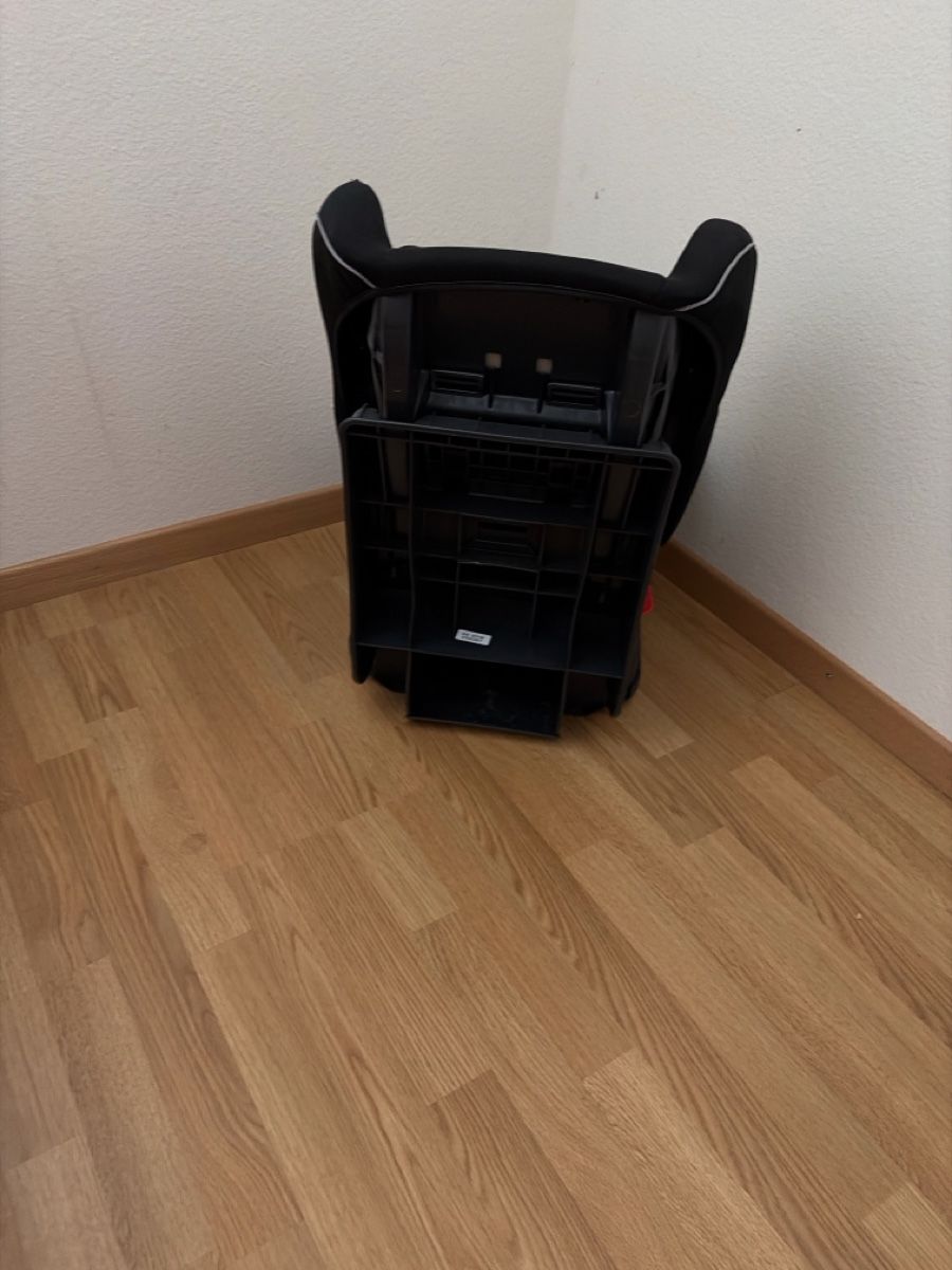 Osann Seggiolini per auto: Osann Child Car Seat – Usato da Zürich venduto da romain44 2