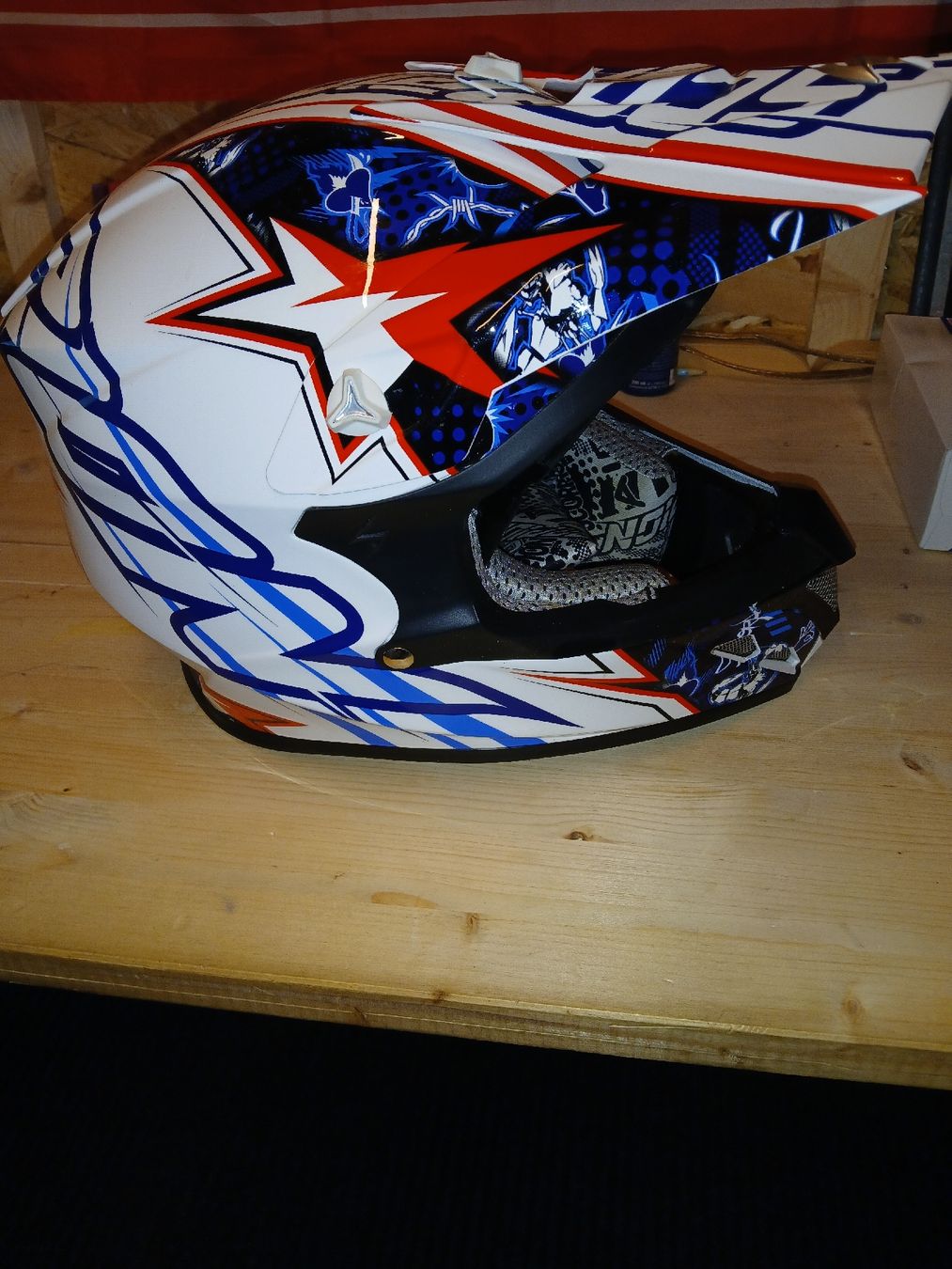 Caschi & visiere: Casque Scorpion VX-20 K.O. Édition - Taille S - Occasion – Usato da La Chaux-de-Fonds venduto da miami-vice1985 1