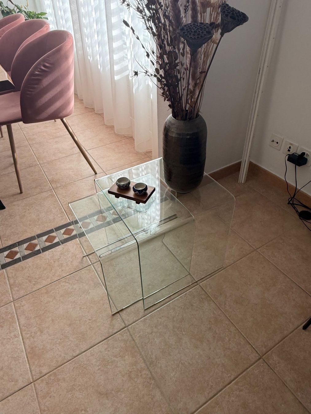 Livique Comodini: Beistelltisch aus Glas(2-er Set) – Usato da Luzern venduto da Wilma-Lu