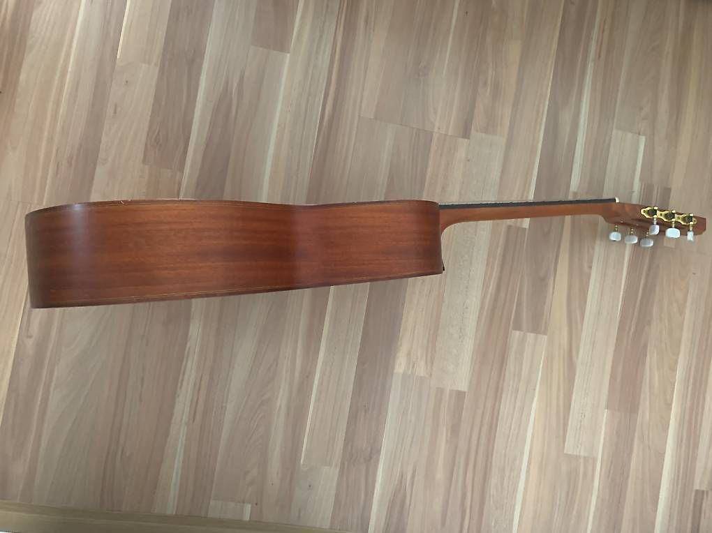 Musikinstrumente: Gitarre – Gebraucht aus Niedergösgen von cupuasu 1