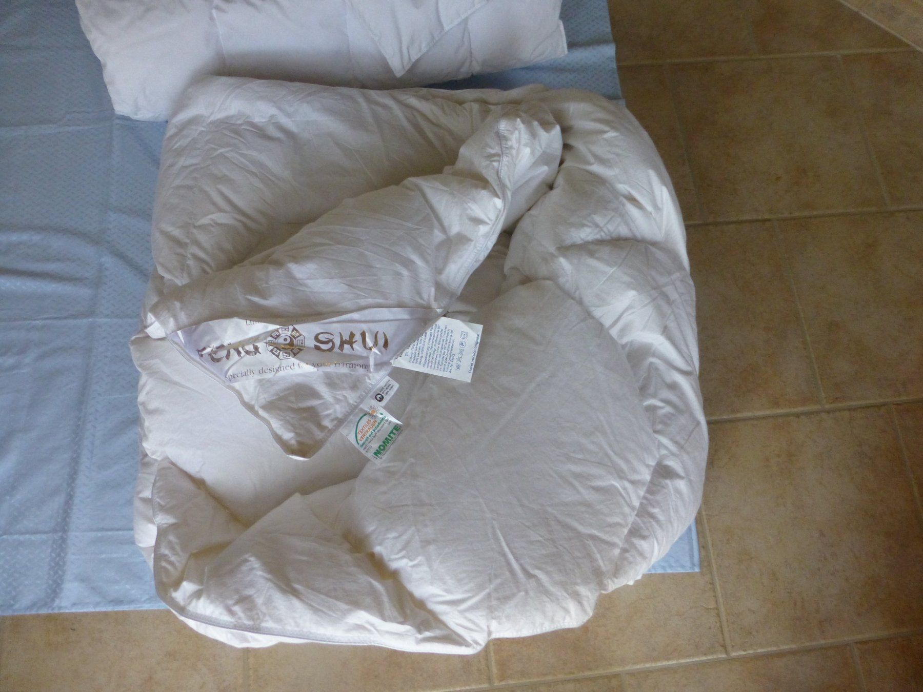 Couvertures: Daunen Duvet zwei Stück – D'occasion à Würenlingen par drago56 3
