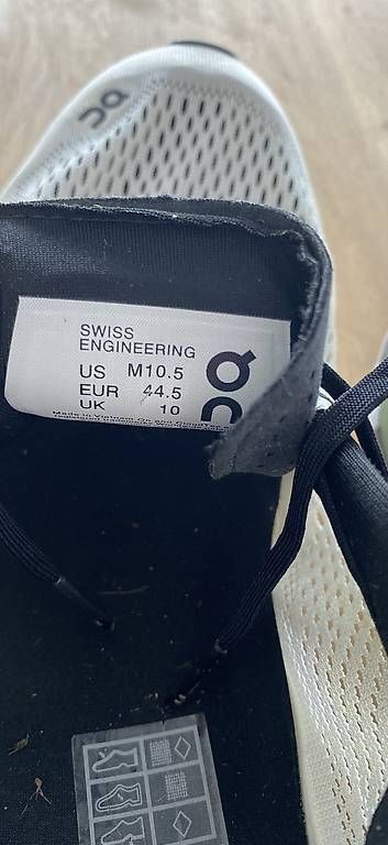 On Herrenschuhe: ON Running Cloudboom weiss/grün - Grösse 44.5 – Gebraucht aus Sursee von Twism 3