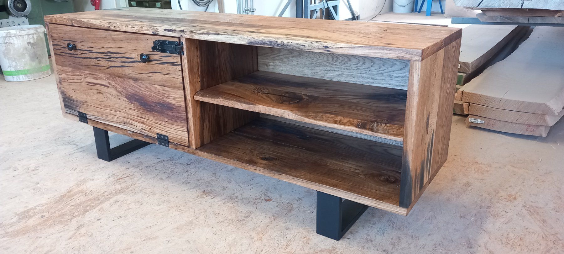 Kommoden: Sideboard aus  Eiche Schweizer Altholz 160cm (Action NP2500) – Neu (gemäss Beschreibung) aus Altishofen von Rossi464 9