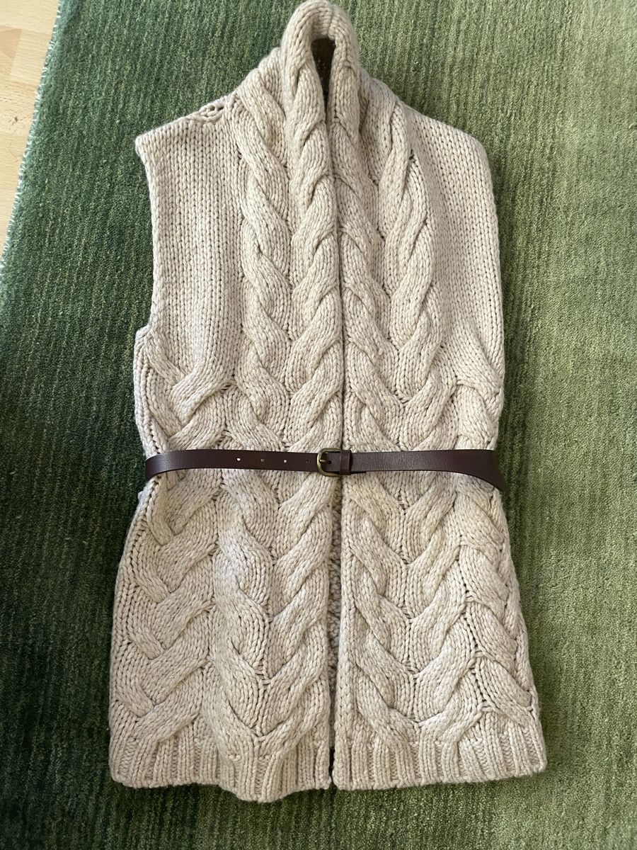 Massimo Dutti Gilet & Giacche: MASSIMO DUTTI Weste Strickweste Gr. M beige mit Gürtel – Nuovo e nell'imballaggio originale da Zürich venduto da MyFashion