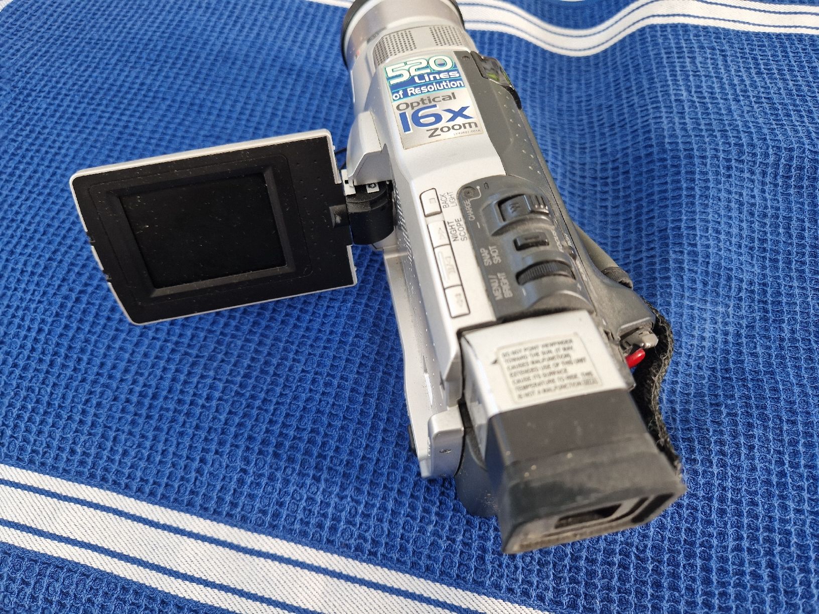 JVC Camcorder: JVC 520 16X Zoom – Gebraucht aus Bellach von Freddie3 1