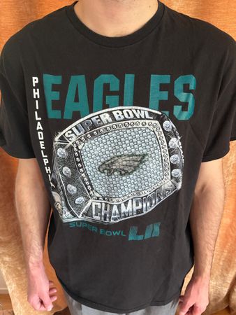 Philadelphia Eagles Super Bowl LII Champions Ring T-Shirt L