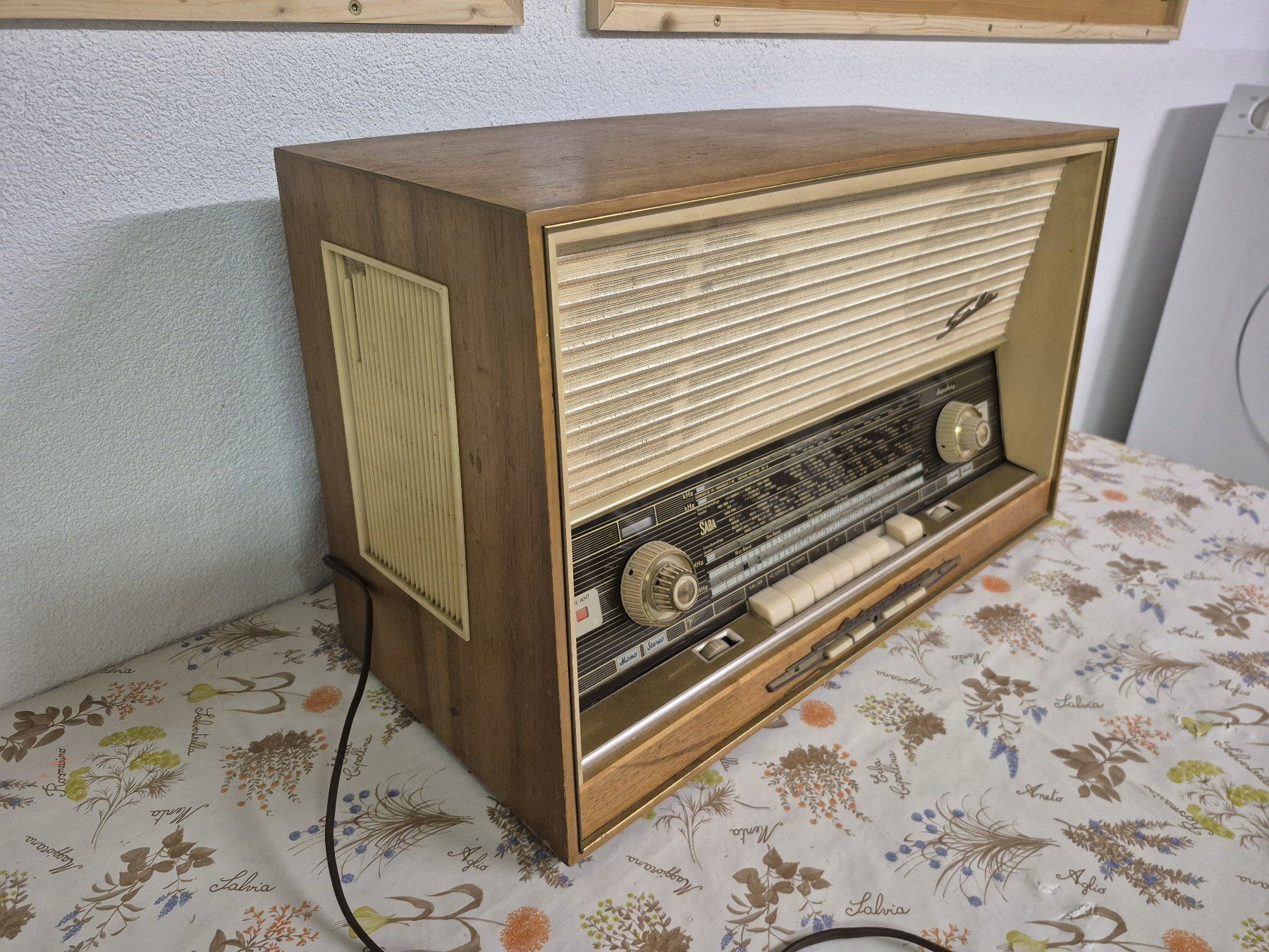 Saba Radio: Radio Saba Meersburg Automatic 100 – Difettoso da Aeschau venduto da winu5 1