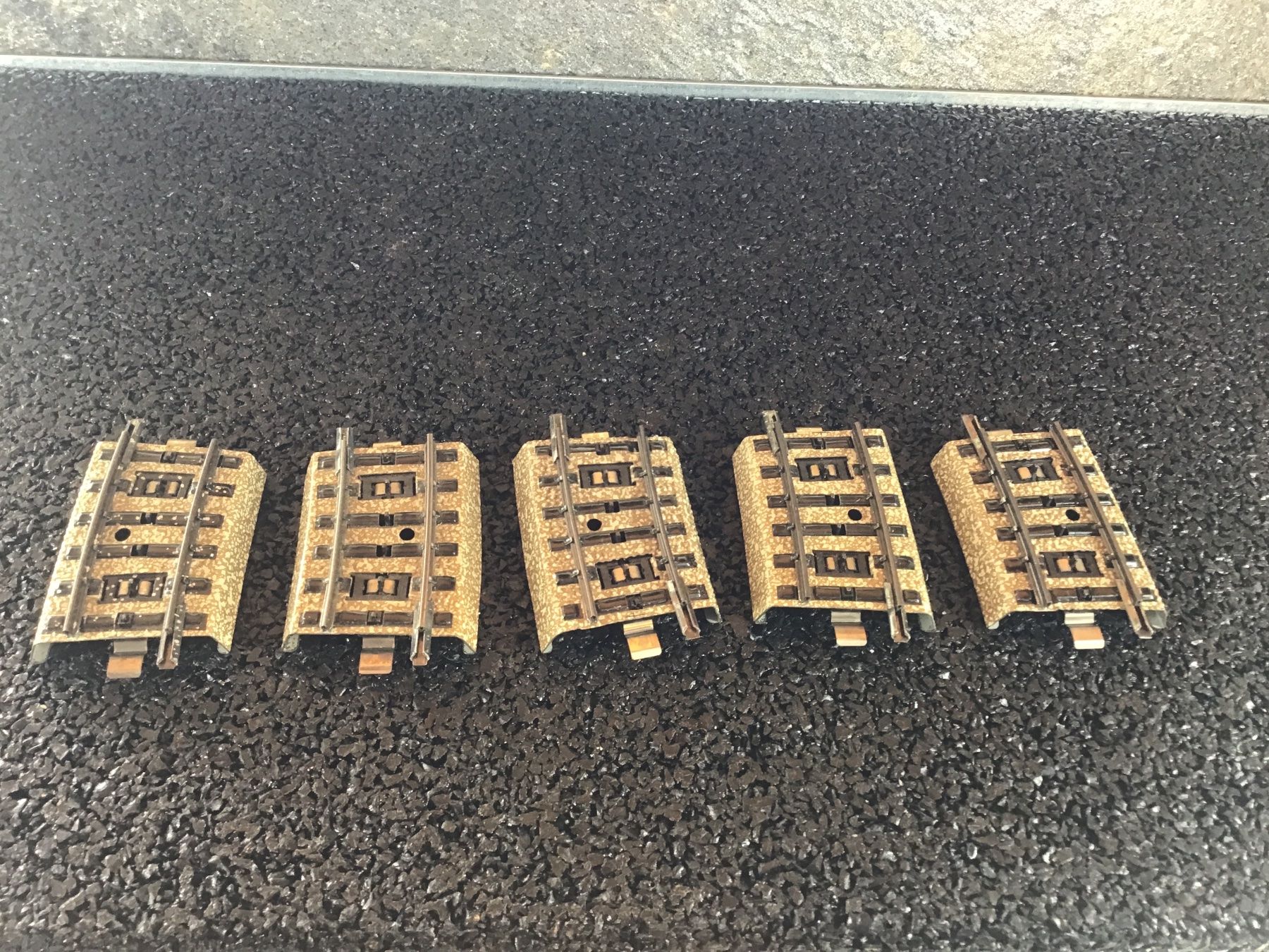 Märklin Modellini di ferrovie: MÄRKLIN GELEISE H0 5102 – Usato da Männedorf venduto da Spezial-Modelle
