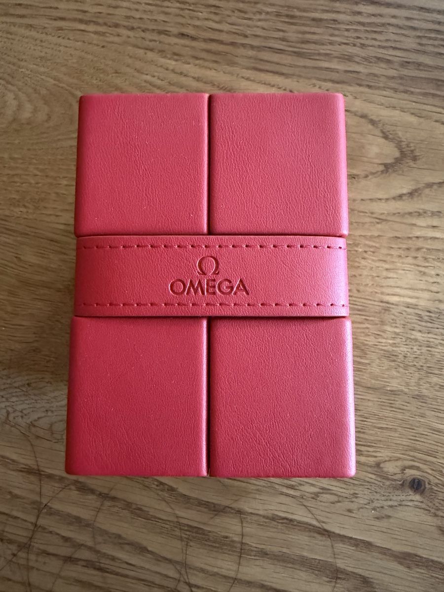 Scatole porta orologi: Omega Box Neu – Nuovo (secondo la descrizione) da Gossau SG venduto da car_7vlt