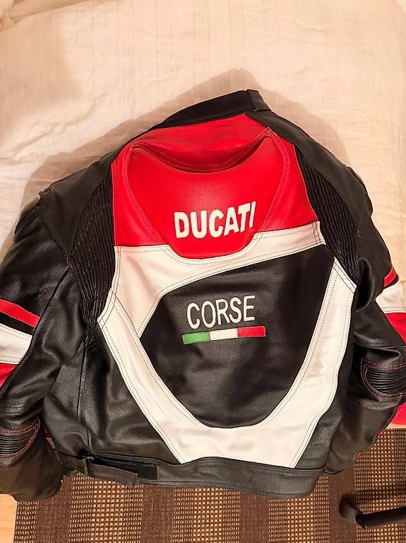 Giacche: Ducati Corse Lederjacke Gr. L – Usato da Luzern venduto da sergio_v97 1