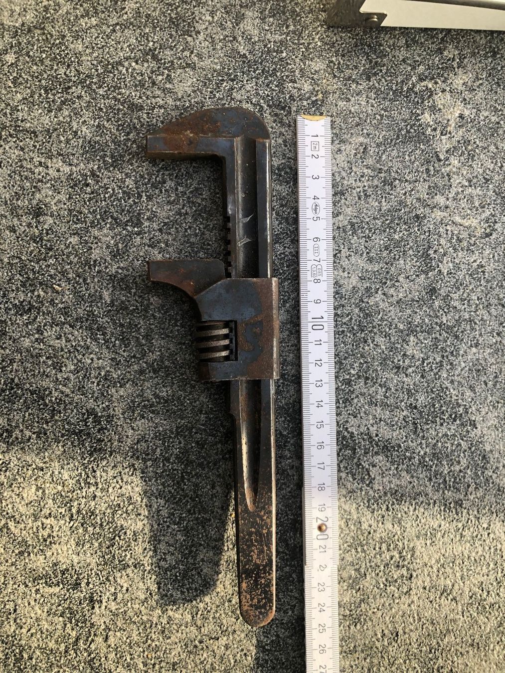 Tutti gli attrezzi: Werkzeug antik 25cm – Usato da Speicherschwendi venduto da Supersport 1