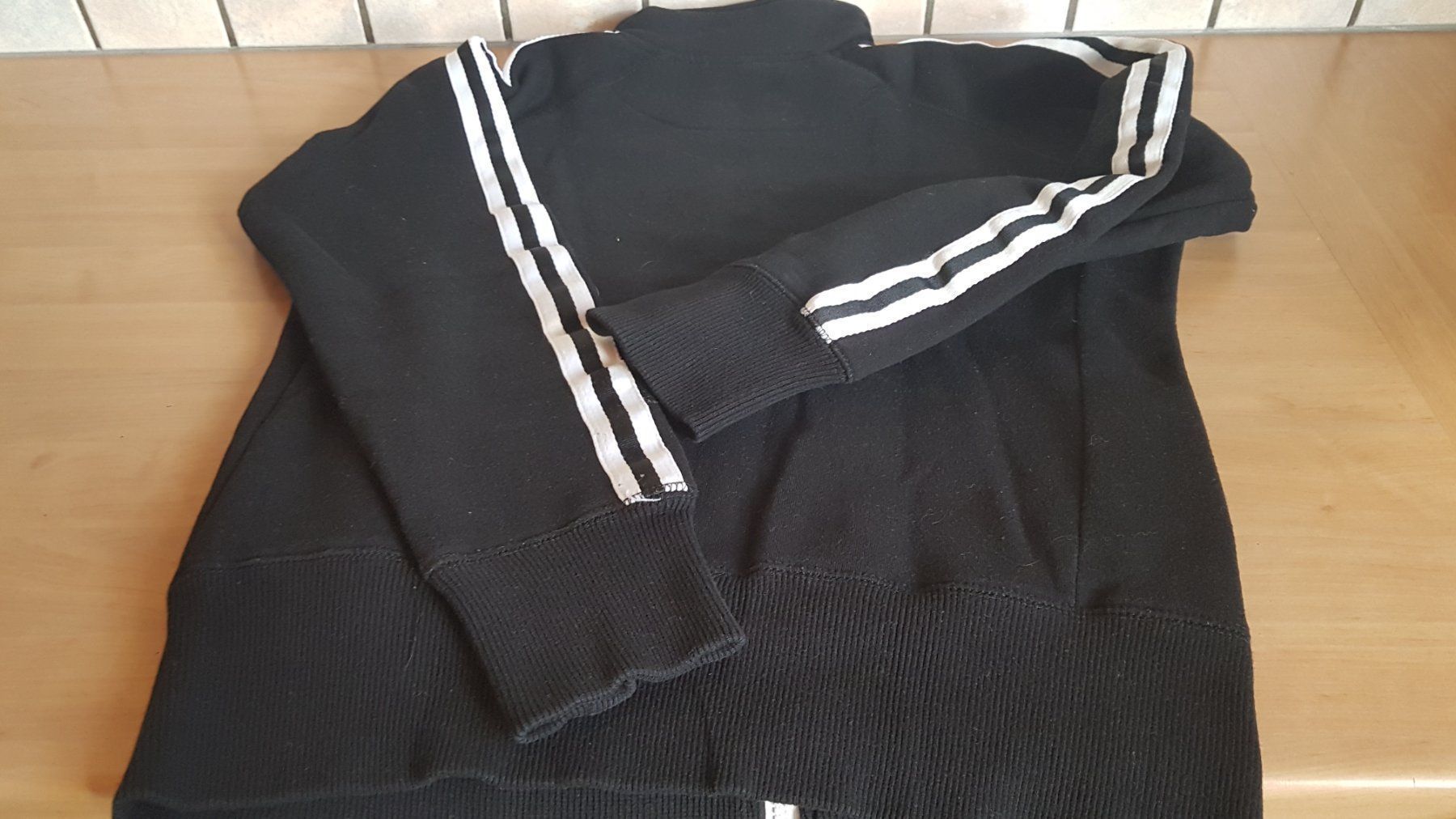Jacken: Veste - jaquette sweat noire taille M – Gebraucht aus Villiers von san_jn5w 7