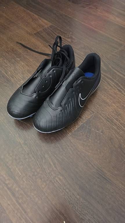 Chaussures hommes: NIKE Tempo Legend - Gr. 37.5 / Gratisversand – D'occasion à Zürich par Tornadorey 2