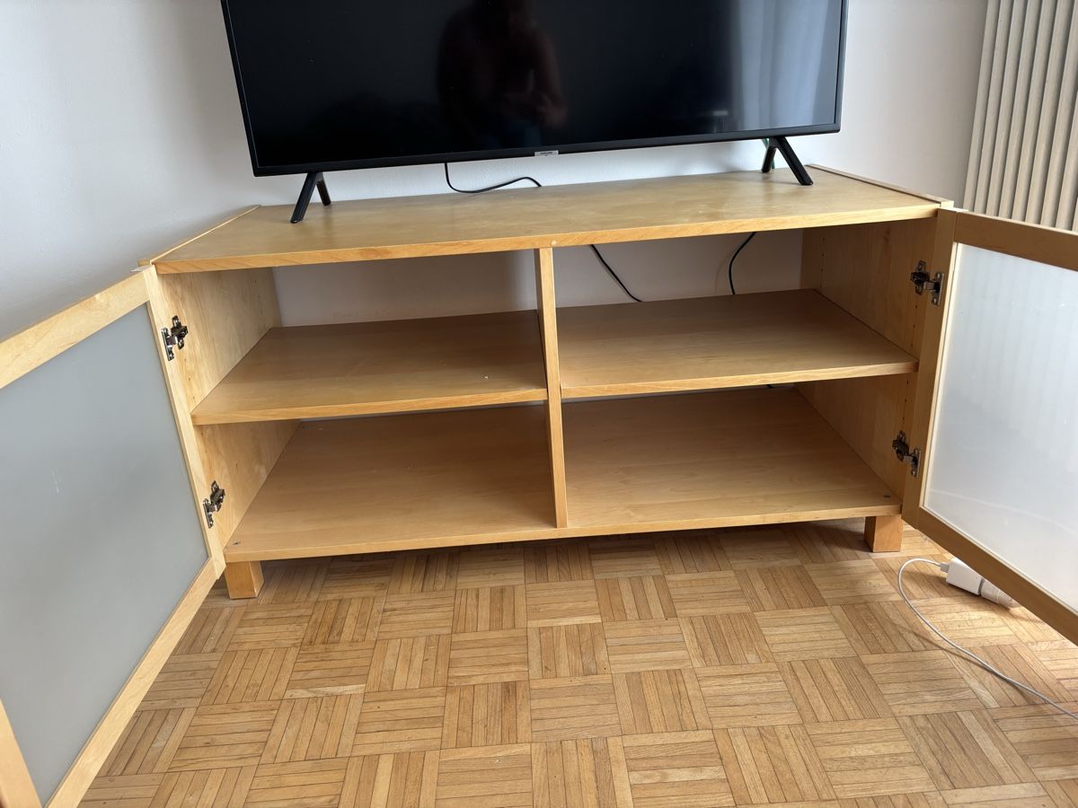 Mobili TV: Sideboard – Usato da Hinwil venduto da Spazzo 1