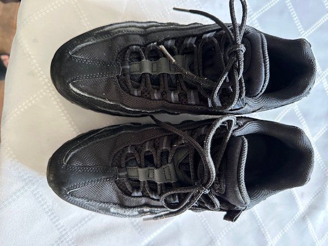 Nike Scarpe da uomo: Nike Airmax 95 - Grösse 39 – Usato da Rutschwil - Bänk venduto da Rahel6