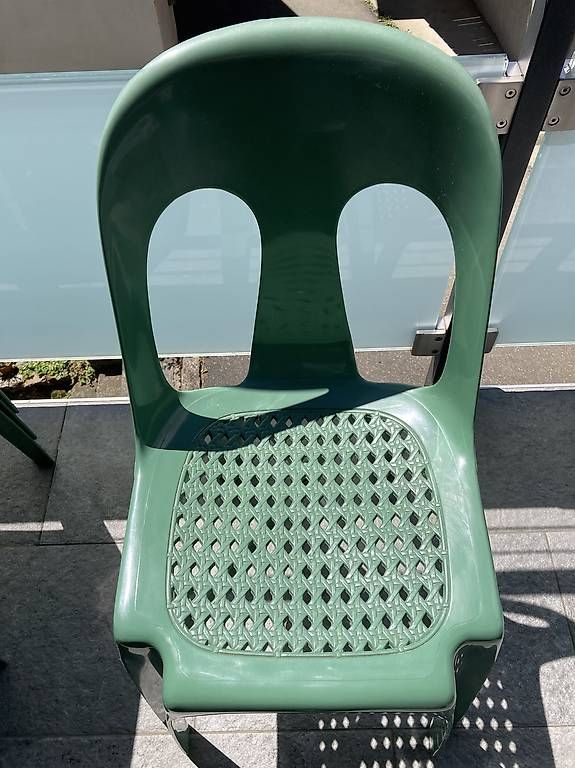 Sedie: Chaises de jardin empilables. – Usato da Salvan venduto da Janecarlo