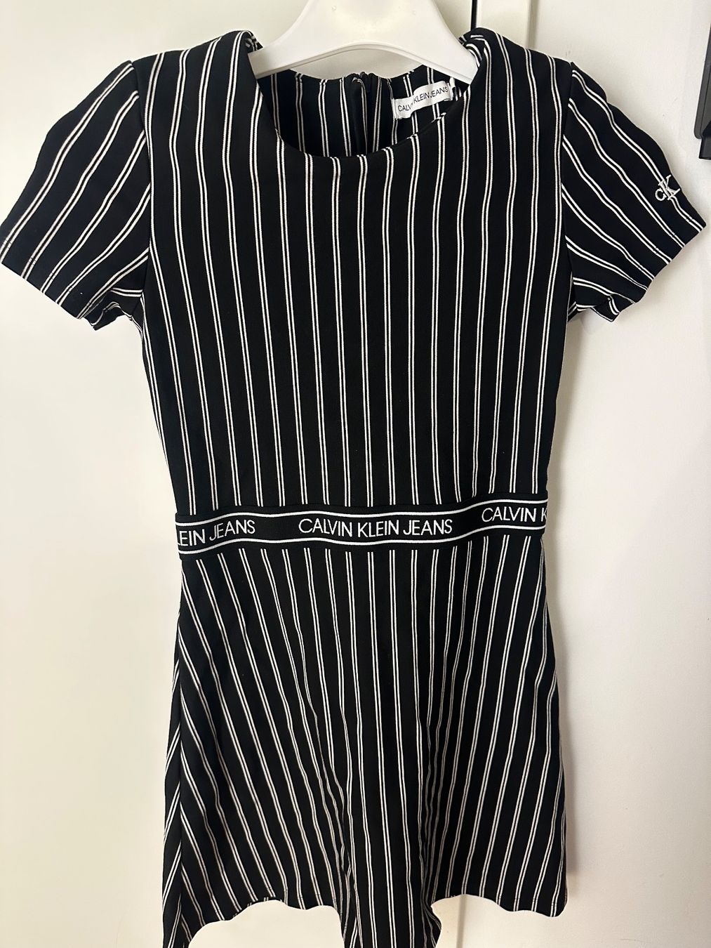 Calvin Klein Vestiti & Gonne: Calvin Klein Kleid - Kinder – Usato da Wädenswil venduto da rob_w7zn 1