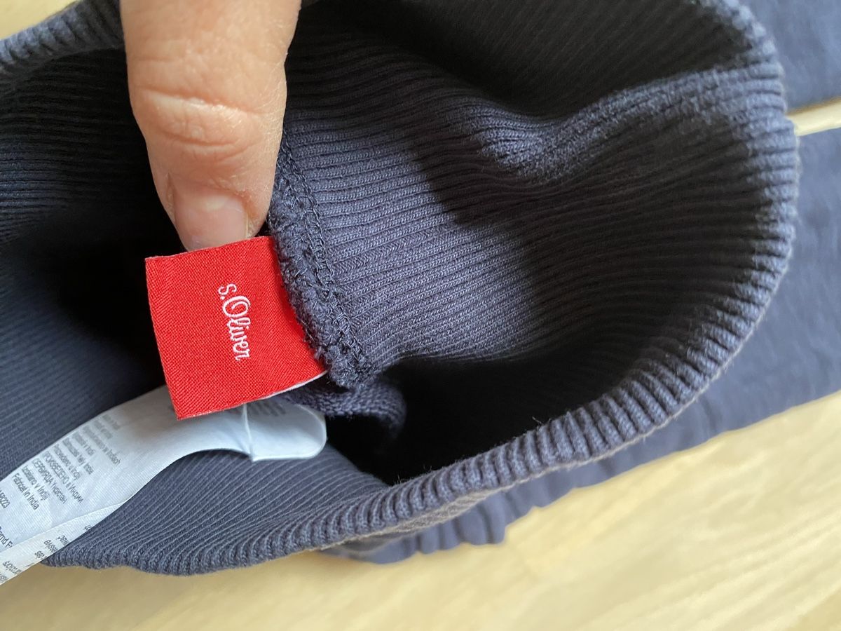 S.Oliver Pantaloni: Hose Baby Junge Gr.68 – Usato da Schaffhausen venduto da lauralala123 2