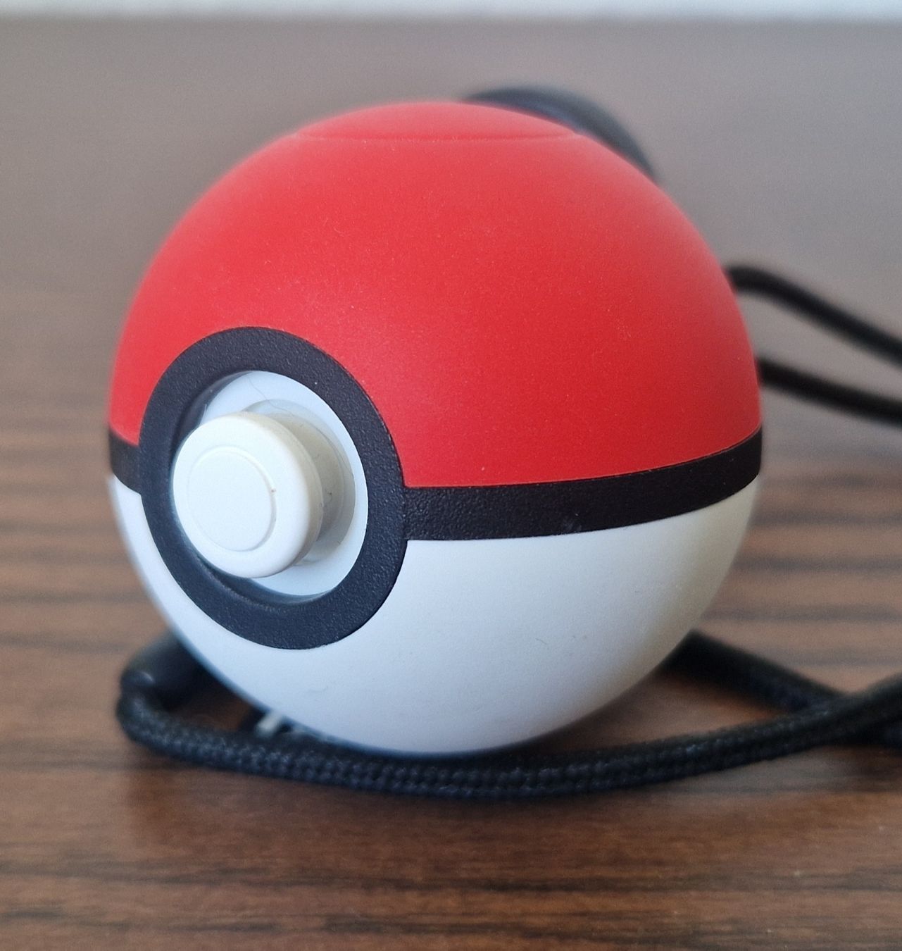 Nintendo Controller: Manette Poké Ball Plus pour Nintendo Switch – Usato da Biel/Bienne venduto da Boozook