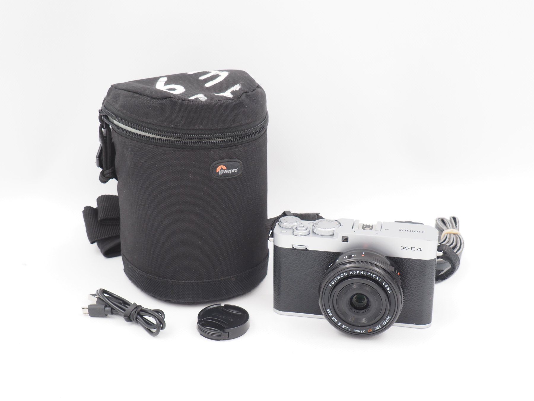 Fujifilm Kamera: Fujifilm X-E4 System Kamera, inkl. Objektive (26071611) – Gebraucht aus Zürich von fundsachenverkauf