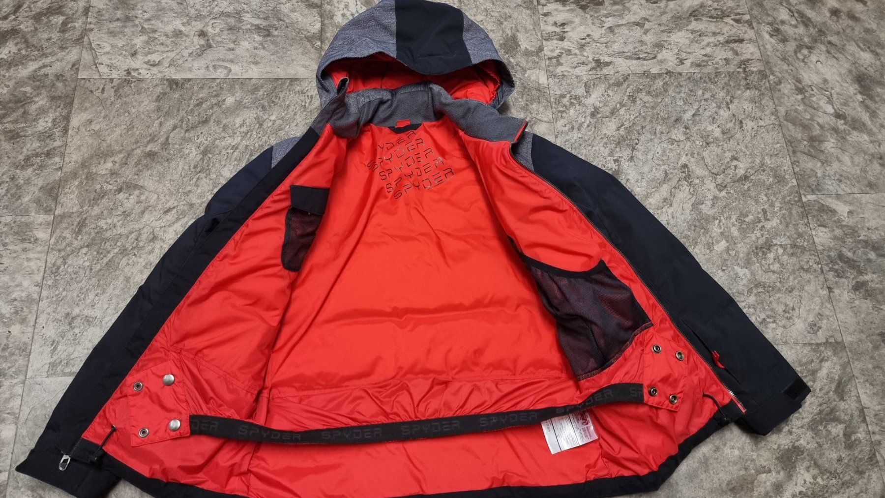 Spyder Giacche & Cappotti: warme Skijacke von Spyder Grösse 14 – Usato da Maienfeld venduto da Faentli1 1