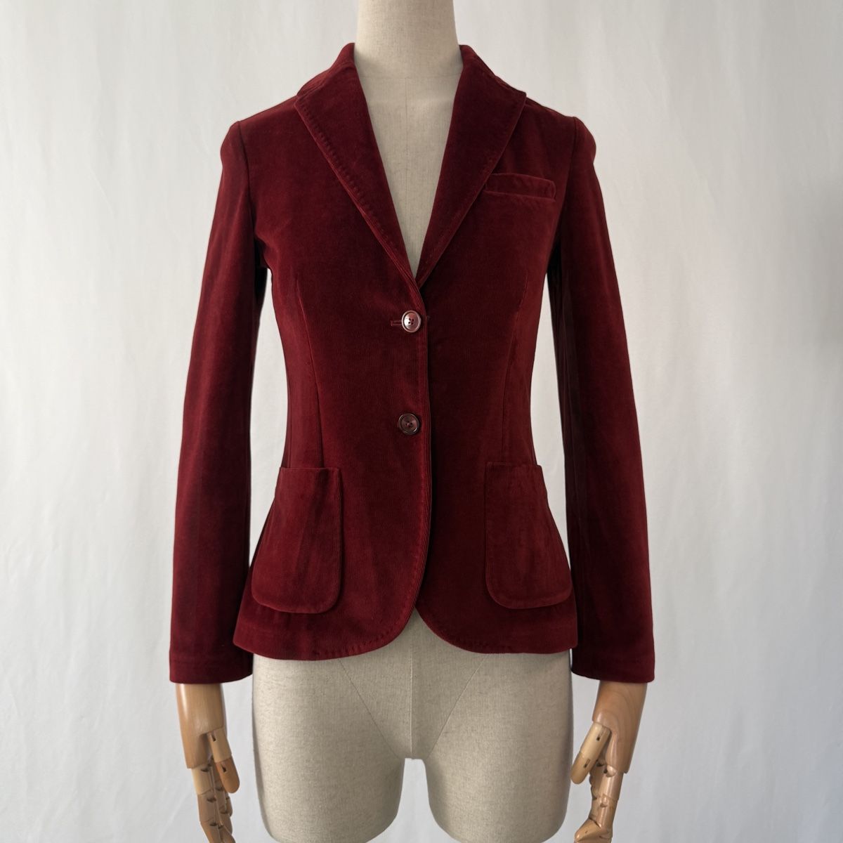Circolo Giacche: CIRCOLO 1901 Red Velvet Blazer – Nuovo (secondo la descrizione) da Emmen venduto da Avviivva_Com2023