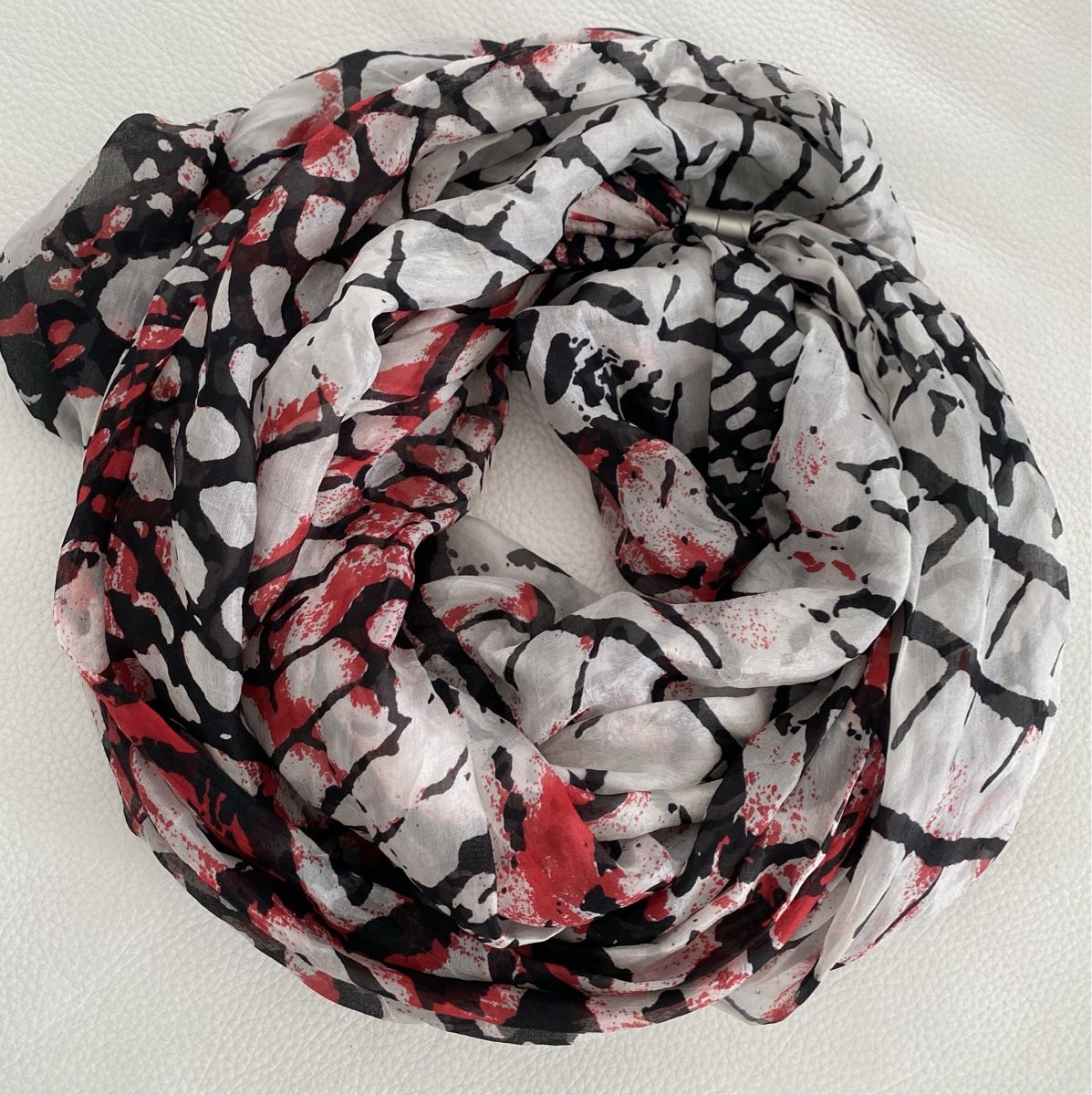 Foulards, Tücher & Schals: Seiden Loop 🌸 – Gebraucht aus Opfikon von Luis144 4