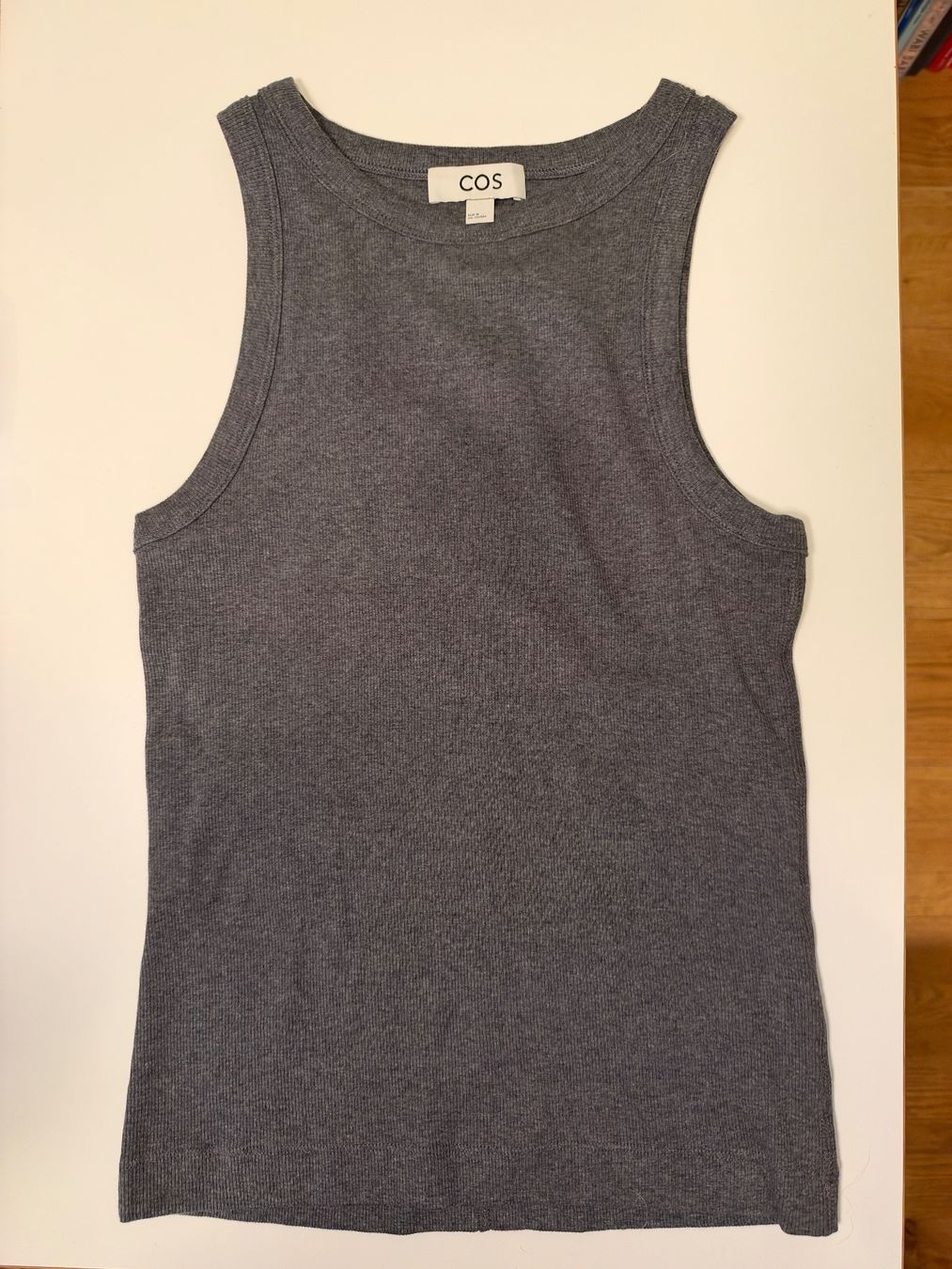 Cos Tops: COS Tanktop M – Neuf (Voir description) à Zürich par Kinga_R 1