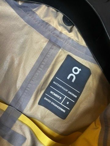 Vestes: On! leichte Regenjacke - Gr. Small – D'occasion à Winterthur par Mitschg 3