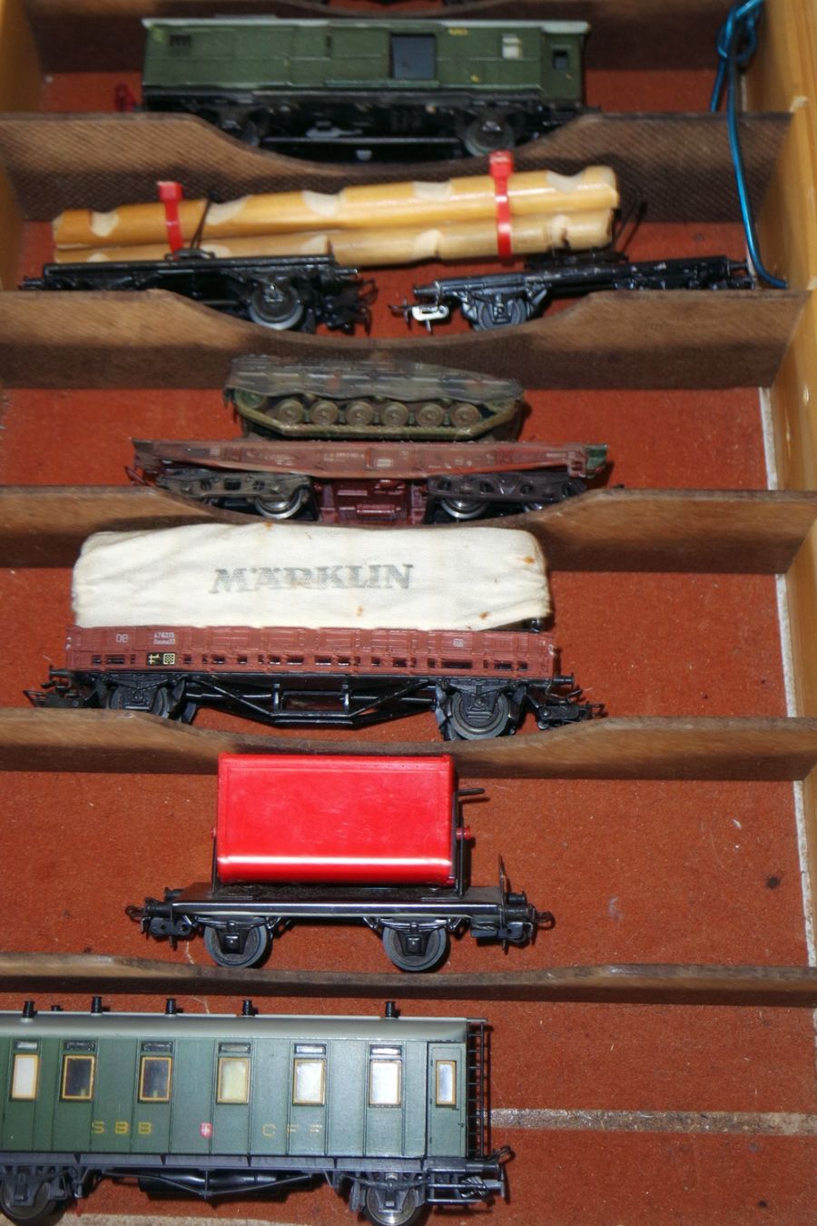 Modellini di ferrovie: LOT DE 30 WAGONS  ÉCHELLE HO – Usato da Avenches venduto da WEBHobby 6