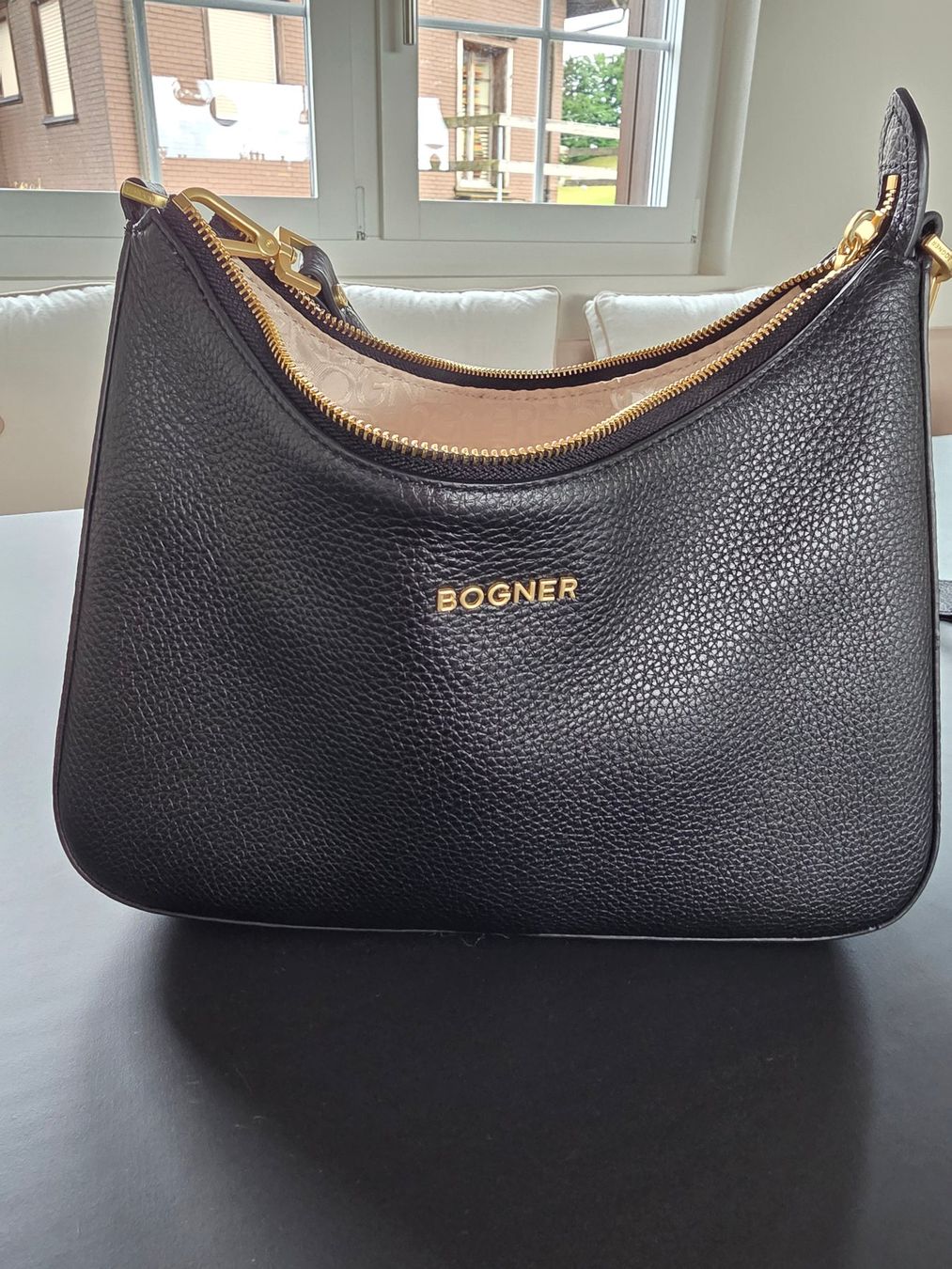 Bogner Borse da donna: Bogner Handtasche Leder schwarz mit Umhängegurt – Usato da Walzenhausen venduto da veronicab 1