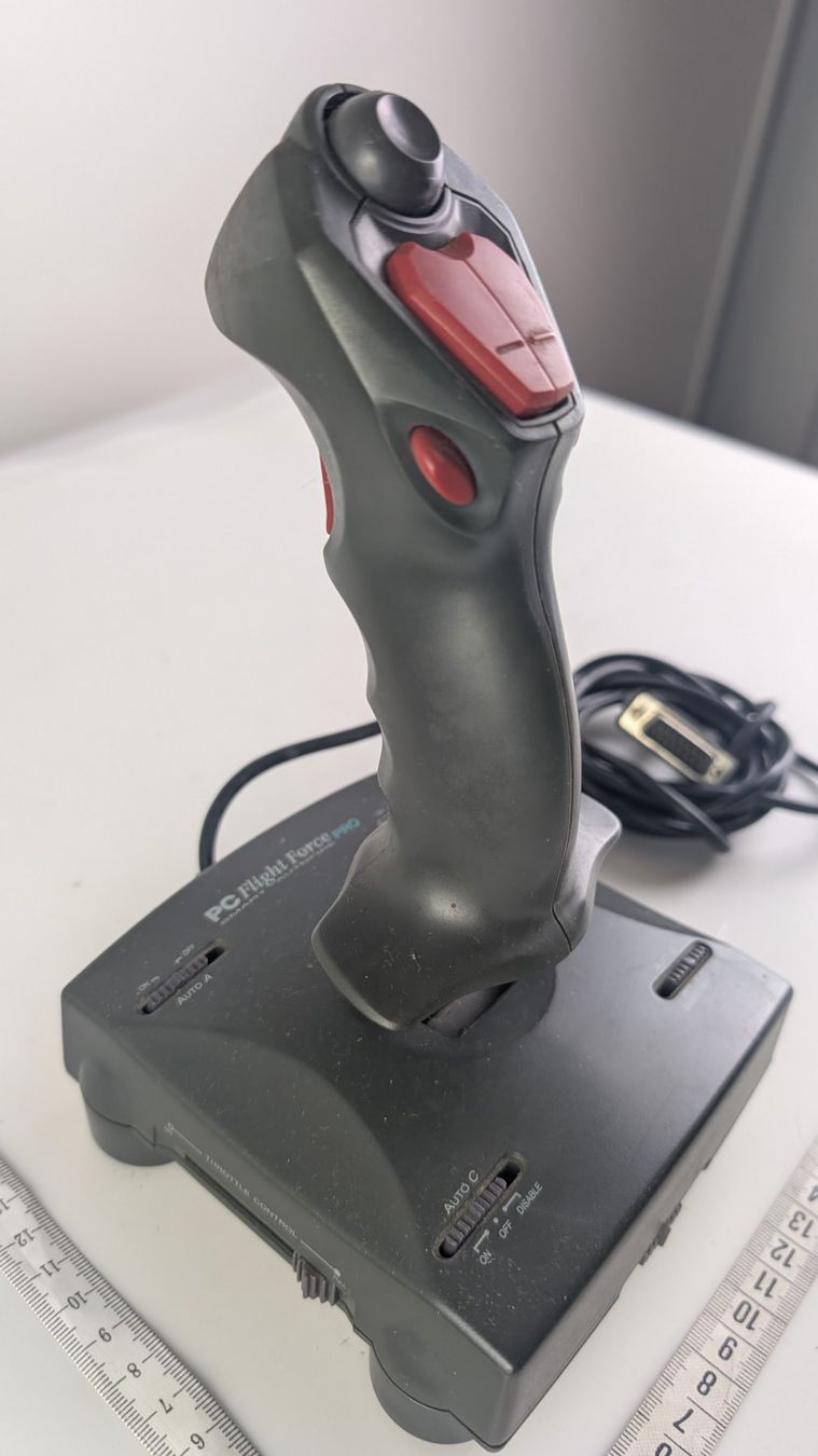 Controller: Retro PC Flight Force Pro Joystick - Top! – Usato da Zürich venduto da axolottchen