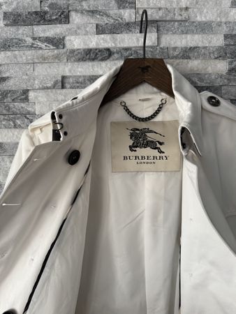 Burberry London Trench Coat Cream White Size 14/42
