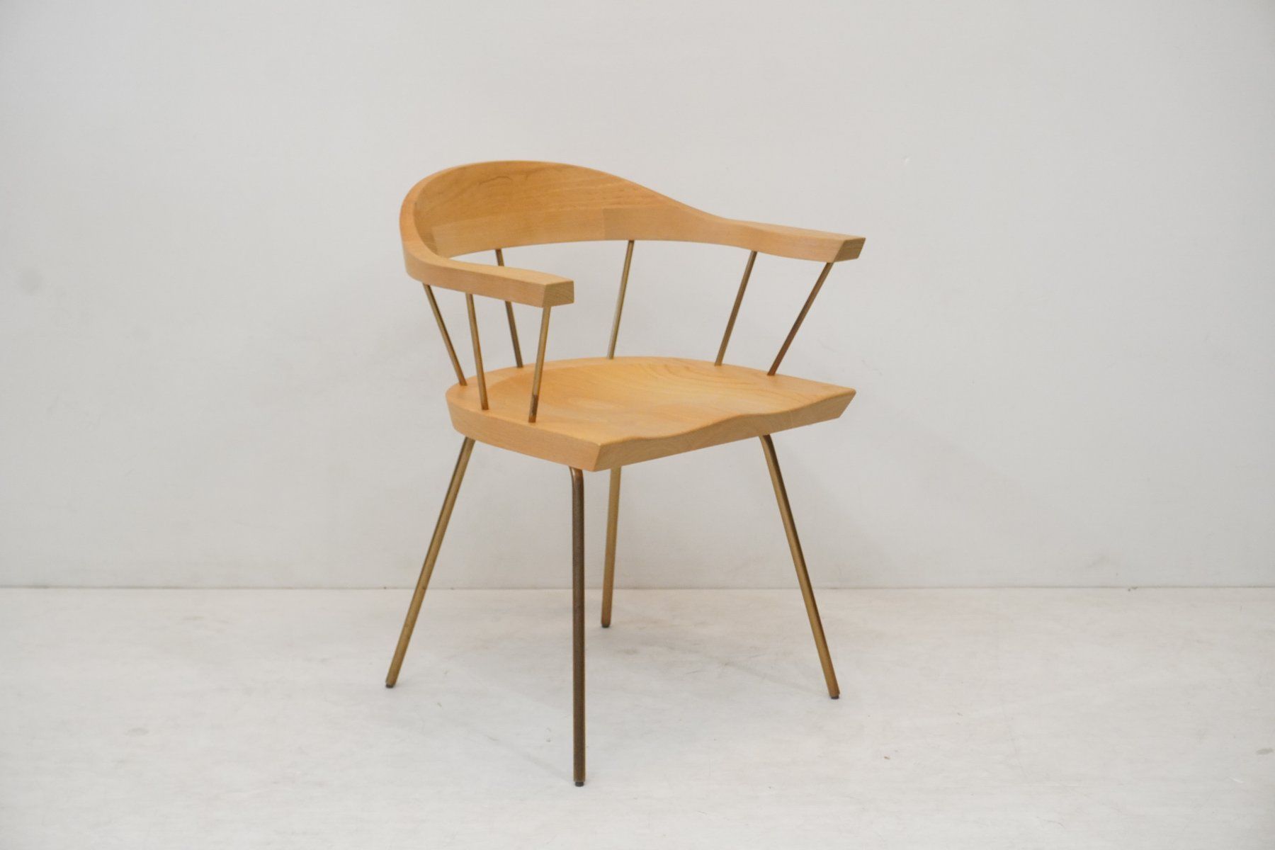 Sedie: BassamFellows Spindle Chair Eiche Messing - Designklassiker – Usato da Bad Zurzach venduto da QLASSIQ 2