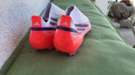 NEU Adidas F50 Fussballschuhe