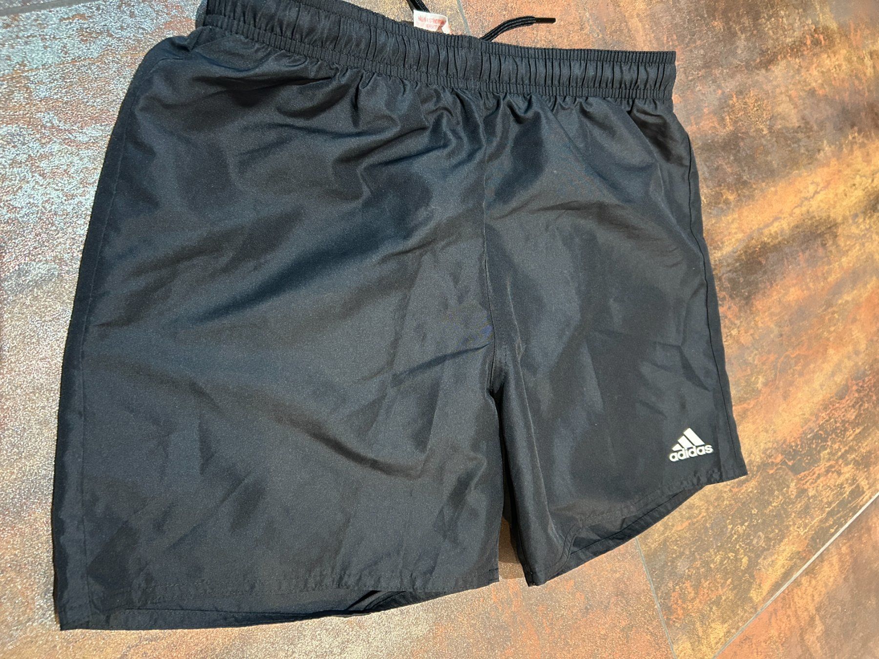 Adidas Pantaloni: adidas Badeshorts – Usato da Abtwil SG venduto da Elocin0815