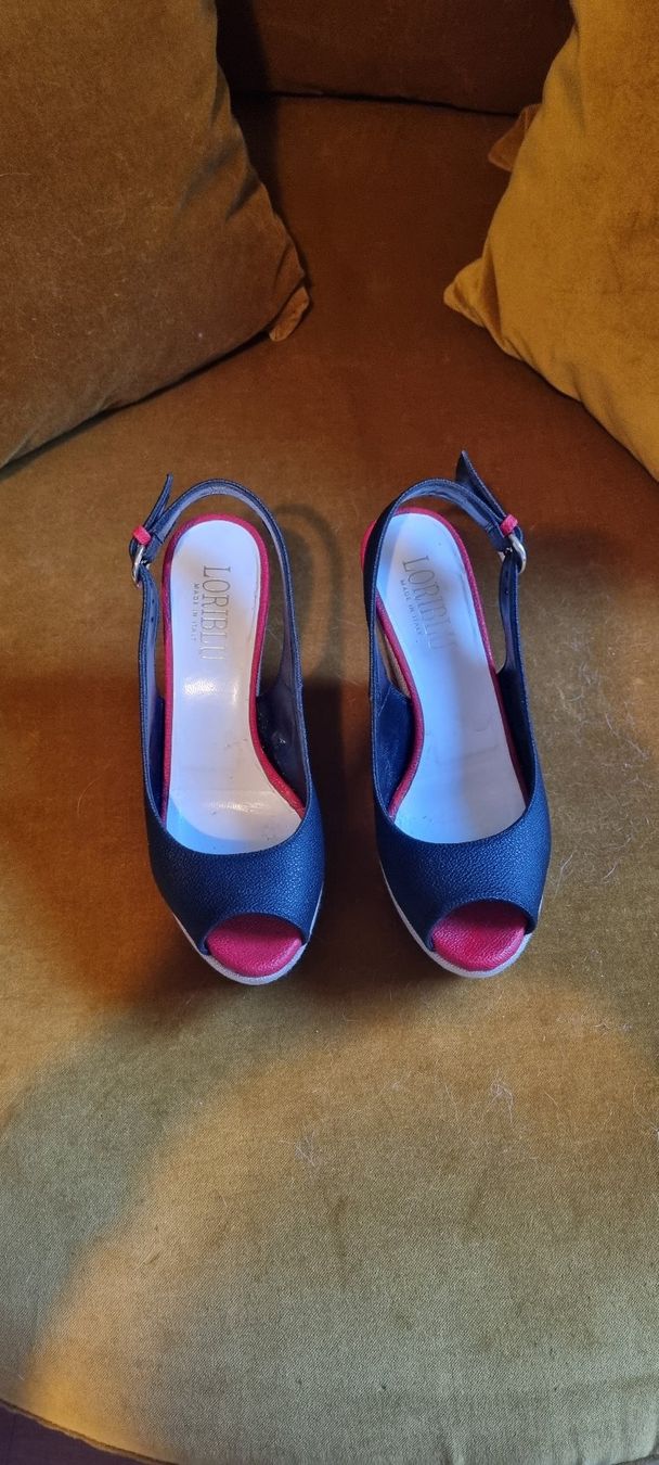 Scarpe da donna: Zeppa in pelle nera e rossa Loriblu – Usato da Gordola venduto da ang_7257