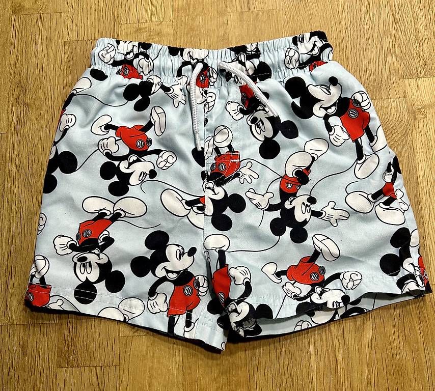 Next Costumi da bagno: Badehose Grösse 98 mit  Micky Maus Motiv – Usato da Arboldswil venduto da Chocco11.