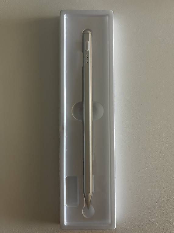 Tablettes PC: Stylet compatible iPad  Rechargeable – D'occasion à Fully par ame_5nl5 2