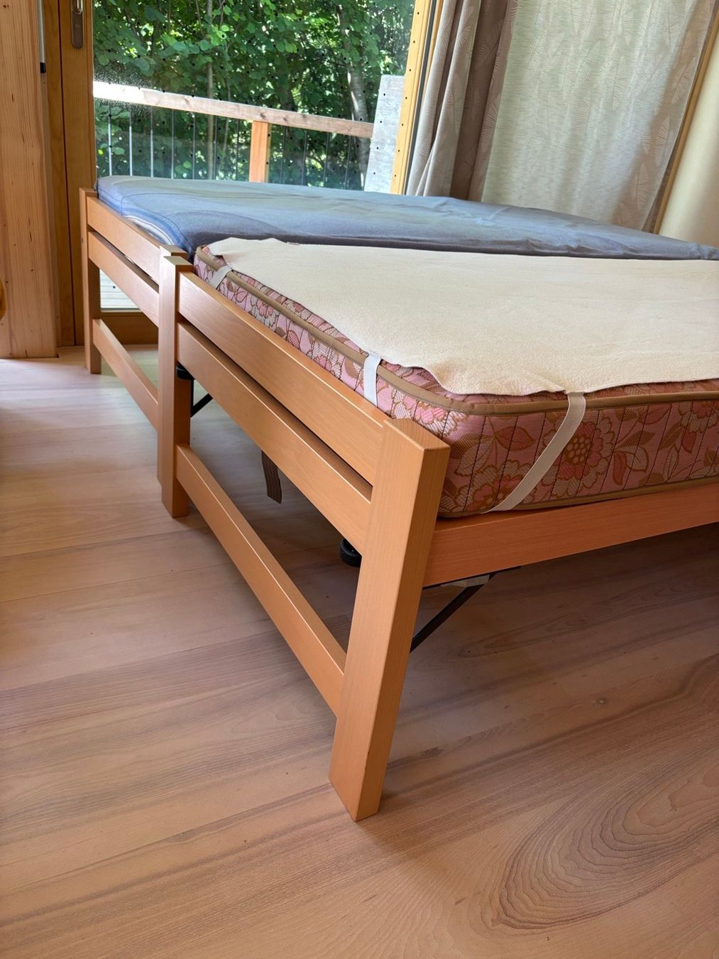 Letti: Bett, Gästebett, Doppelbett verstaubar – Usato da Istighofen venduto da Ccracer 4
