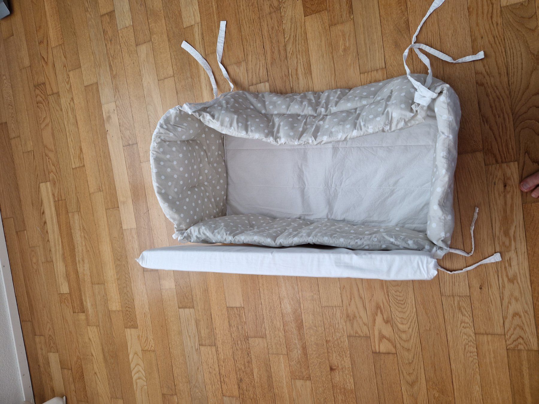 Letti: Gut erhaltenes Babynest – Nuovo e nell'imballaggio originale da Glattpark(Opfikon) venduto da Anastasiad