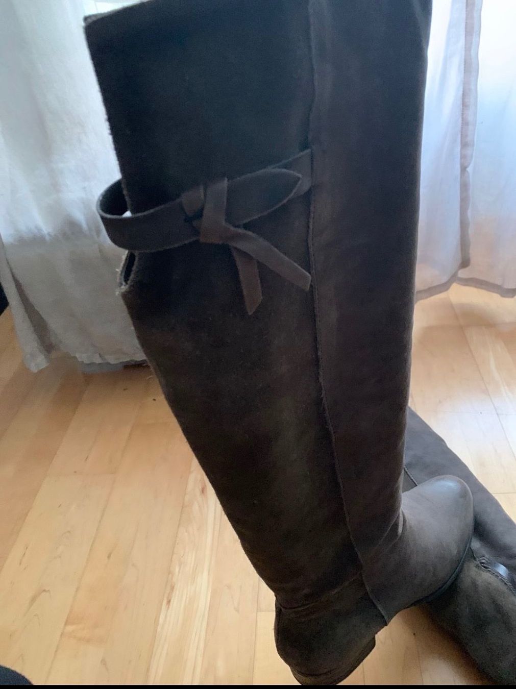 Scarpe da donna: Overknees Gr. 41 grau Echtleder – Usato da Luzern venduto da bettygreen 1