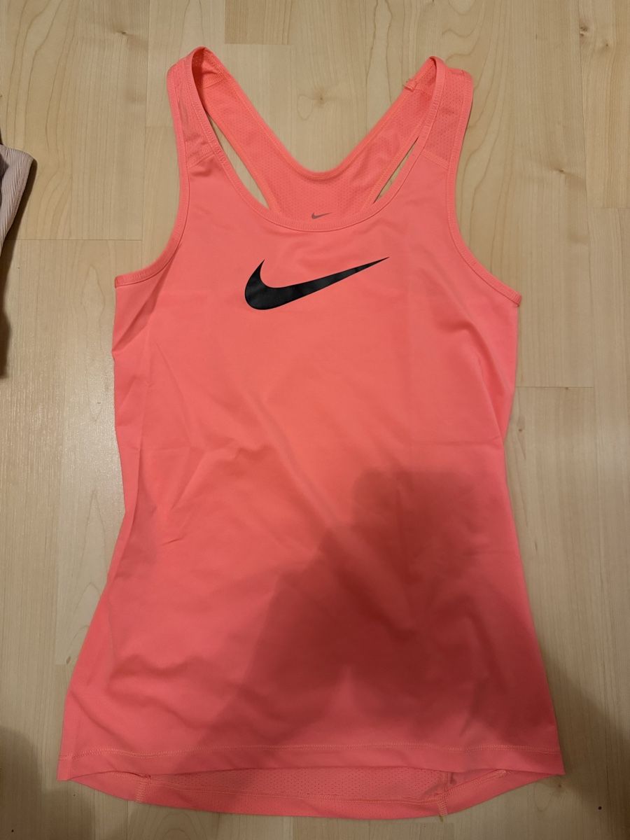 Top: Sporttop Grösse XS – Usato da Saas-Grund venduto da ale_c5dg