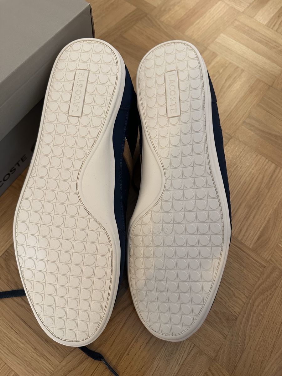Lacoste Herrenschuhe: Lacoste Turnschuhe dunkelblau Grösse 42 – Neu und originalverpackt aus Thalwil von ale_q8bn 2
