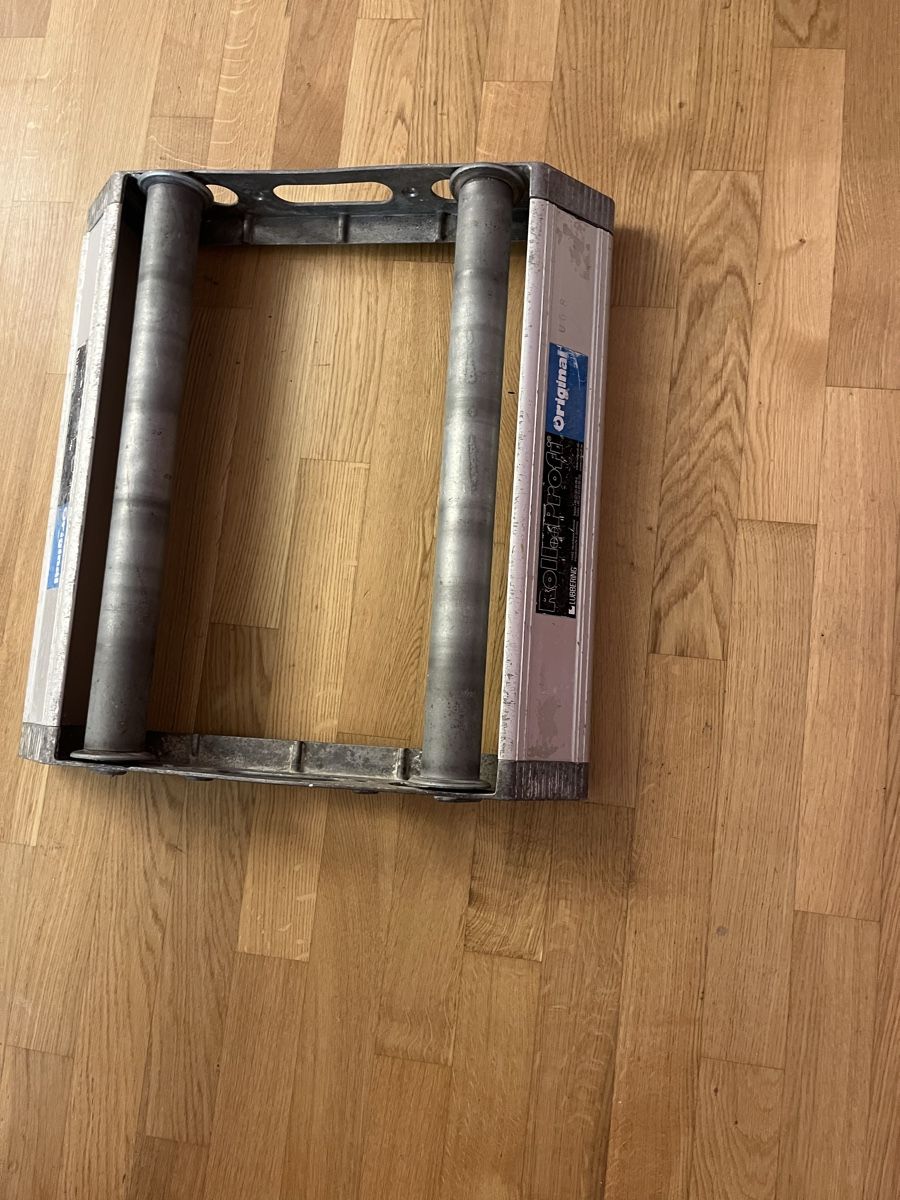 Tous les outils: Kabel-Abrollbock  – D'occasion à Neerach par fuz_8d7l 2