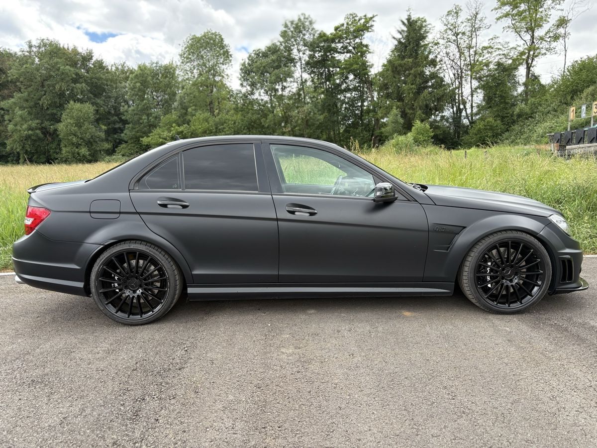 Mercedes-Benz Automobili: Mercedes-Benz C63 W204  – Usato da Luterbach venduto da lab_y6xy 7
